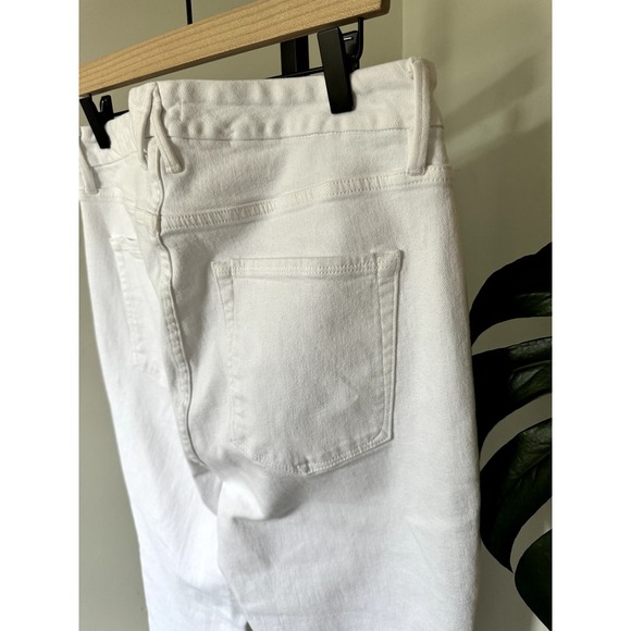 Good American Good Legs Straight Jeans - Picture 7 of 7